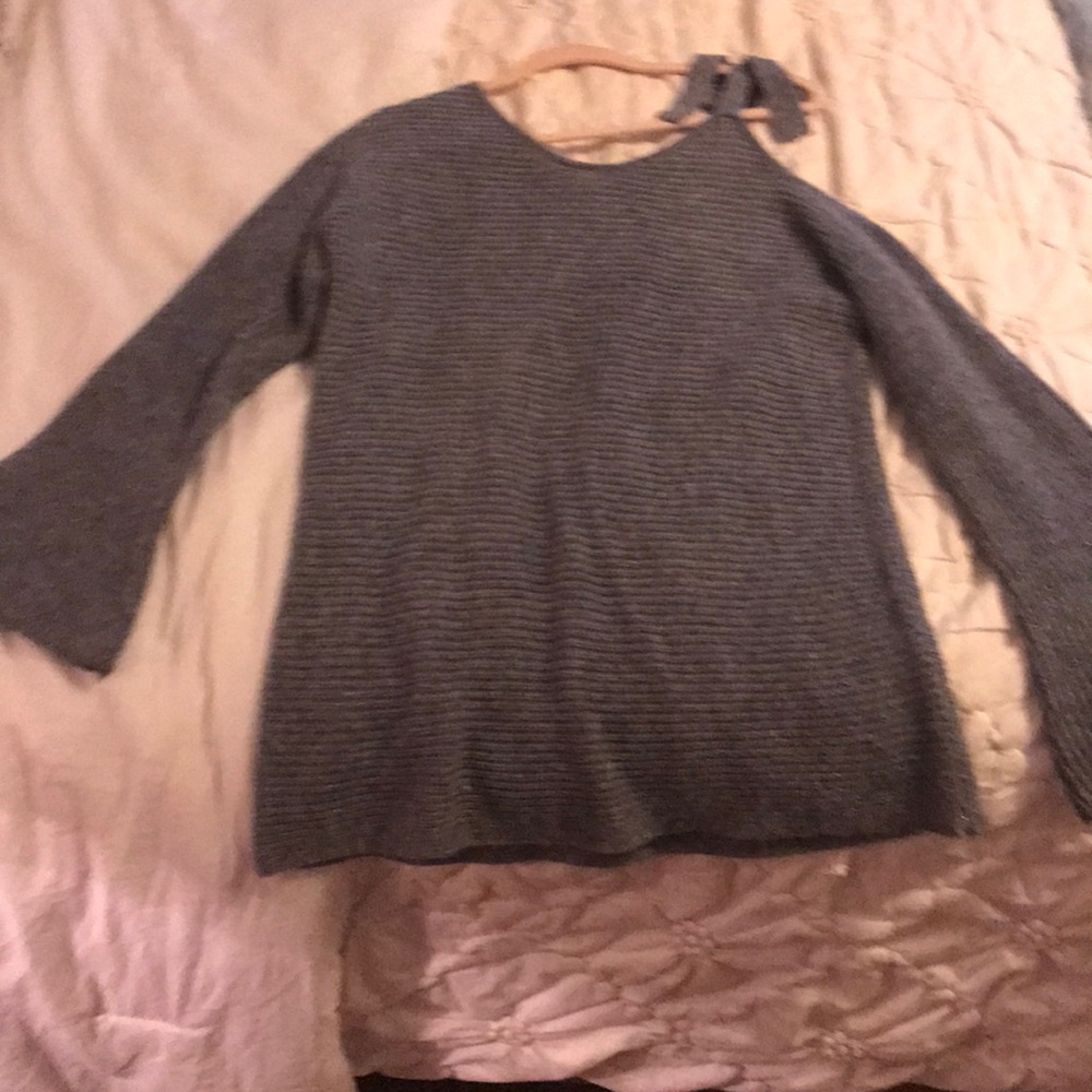 Sweater - Picture 2 of 5